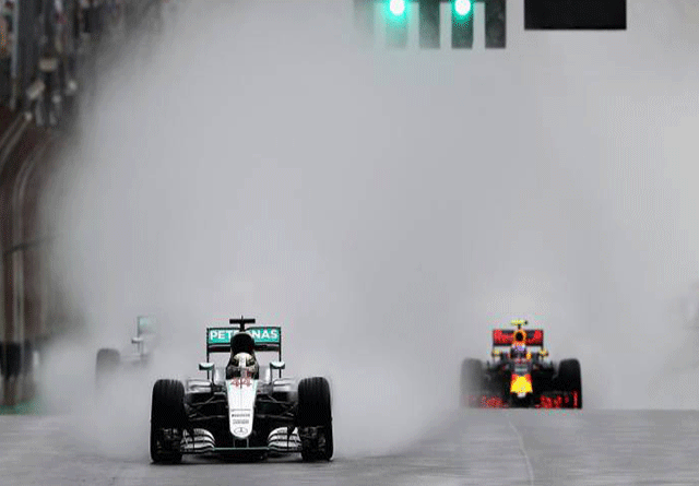 Lewis Hamilton gana el gran premio de brasil