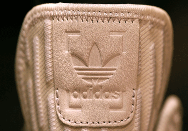 Adidas supera a Jordan en venta de zapatillas