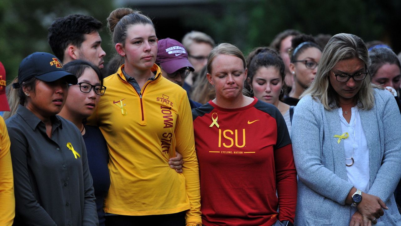 Cientos de estudiantes rinden homenaje a la golfista Celia Barquin en Estados Unidos