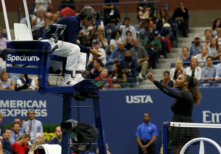 Federación internacional de Tenis defiende al juez de silla insultado por Serena Williams