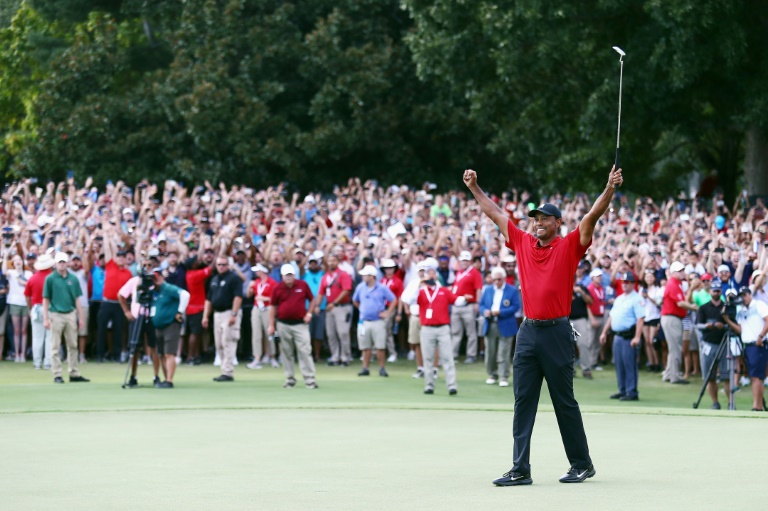 Estadounidense Tiger Woods gana Tour Championship tras cinco años