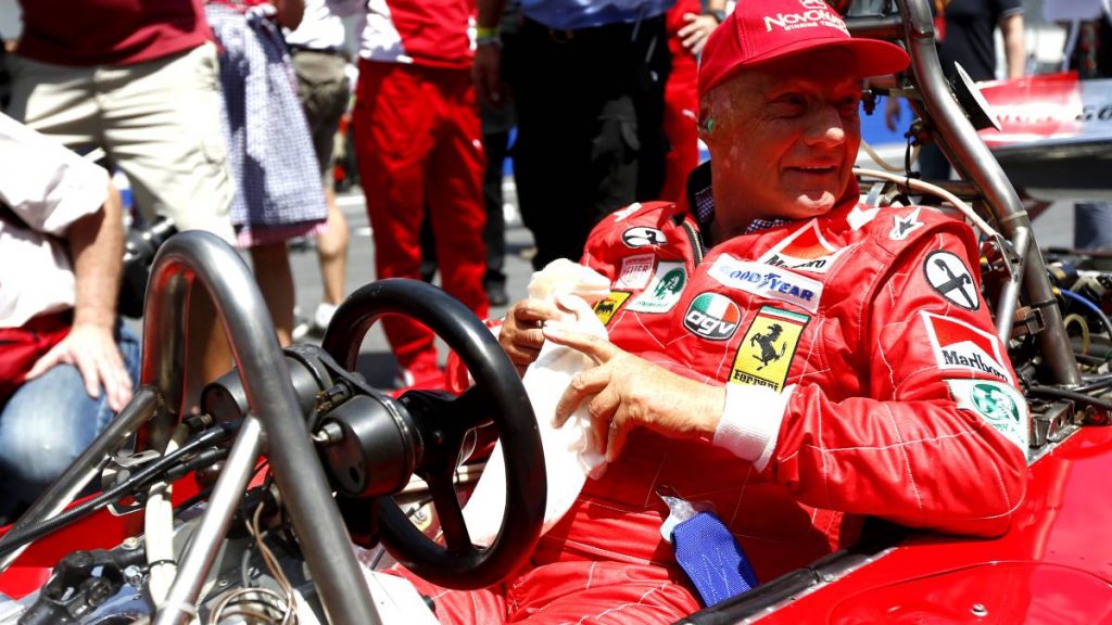 Expiloto Niki Lauda abandona hospital tras recuperarse de trasplante pulmonar