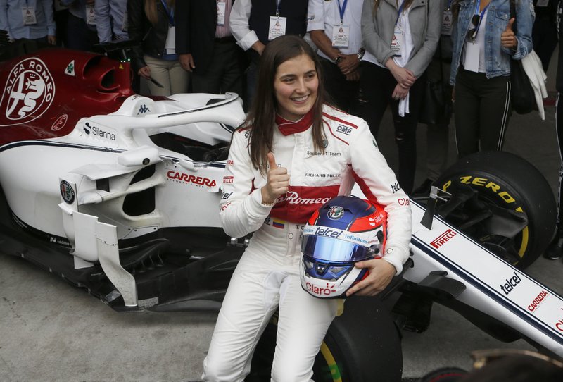Colombiana Tatiana Calderón se convierte primera mujer latinoamericana conducir un Fórmula 1