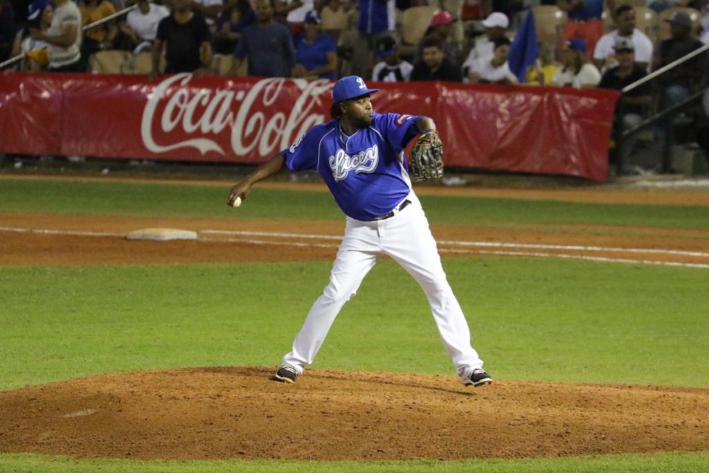 or los Leones, César Puello conectó sencillo al prado derecho, empujando la única carrera escarlata en los pies de Miguel Gómez