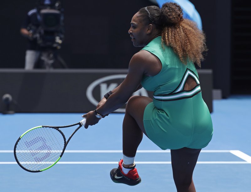 Serena Williams regresa triunfante al Abierto de Australia