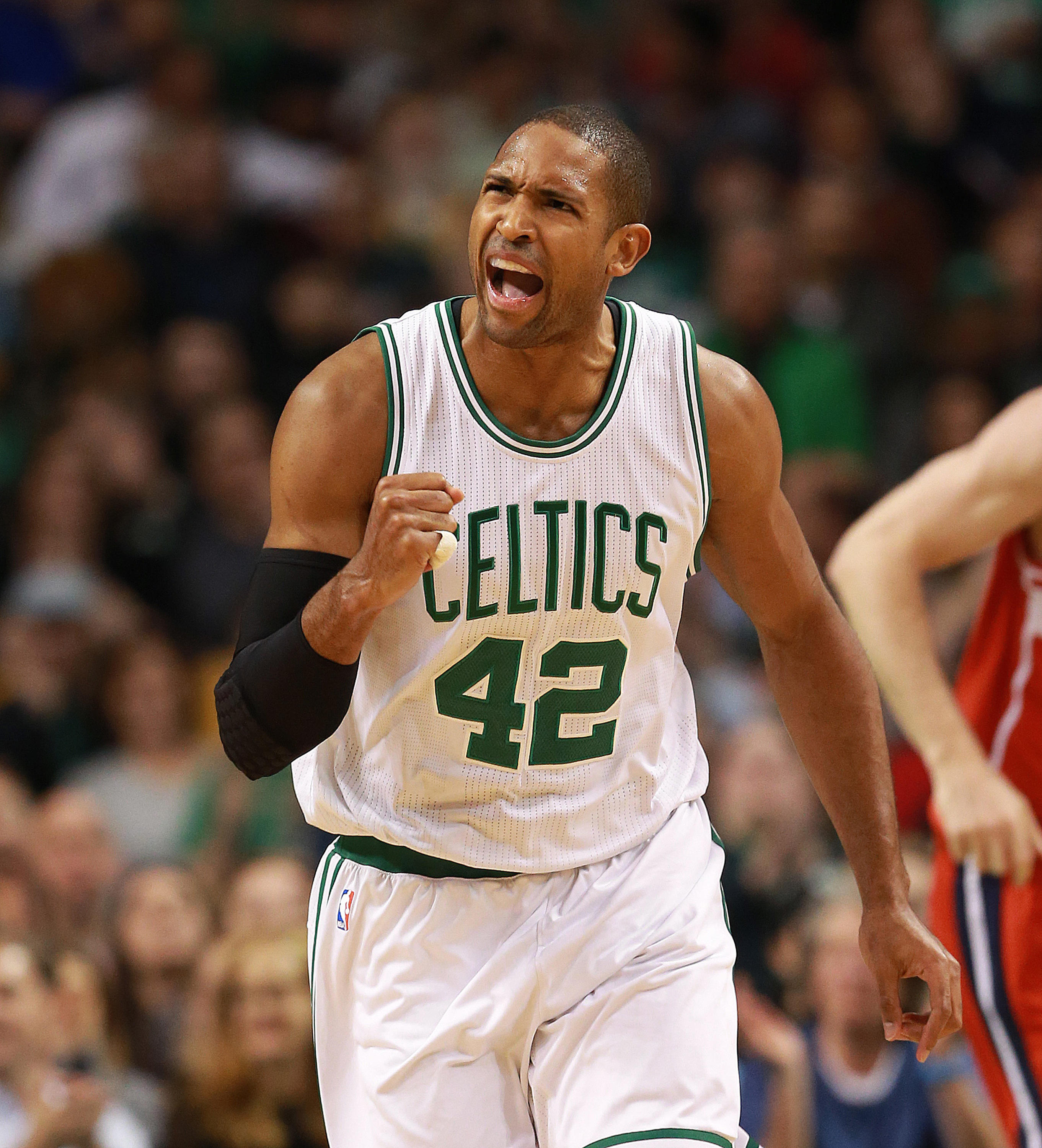 Dominicano Al Horford anota 14 en victoria de Boston Celtics sobre Charlotte Hornets