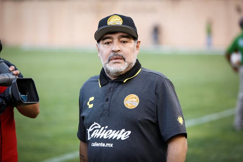 Entrenador Diego Maradona regresa a México para hacerse cargo de los Dorados de Sinaloa