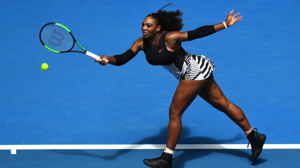 Tenista Serena Williams regresa al top 10 después de dar a luz