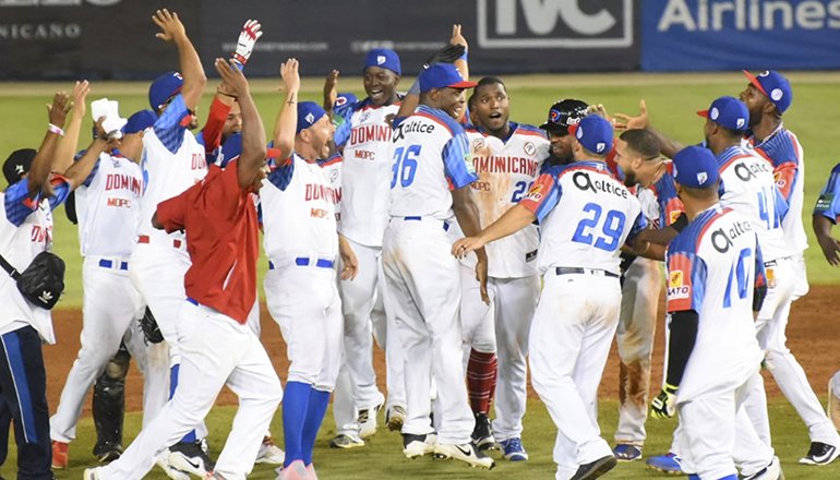 República Dominicana remonta y elimina a Puerto Rico de la Serie del Caribe