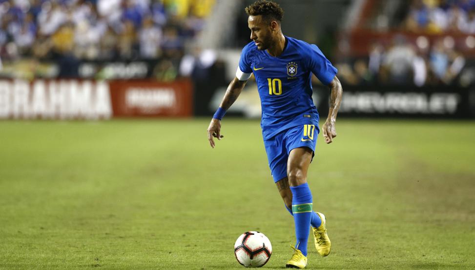 Neymar: “Sé que cuando Brasil pierde, la mayoría del peso recae sobre mis espaldas”