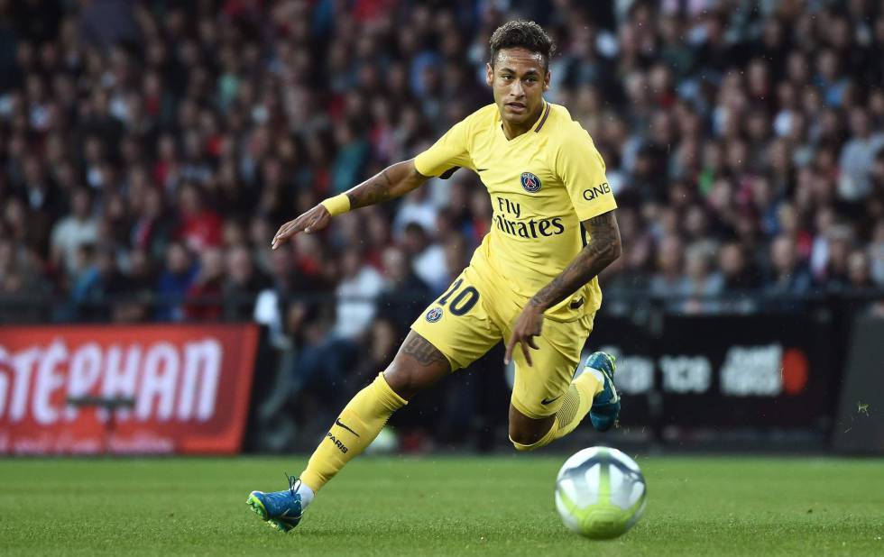 El primer gol de Neymar como profesional cumple una década