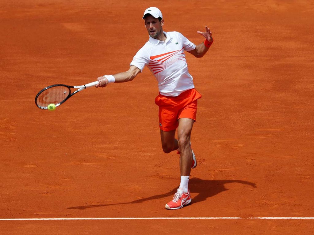 Novak Djokovic avanza a semifinales del Masters 1000 de Madrid tras retiro de Marin Cilic