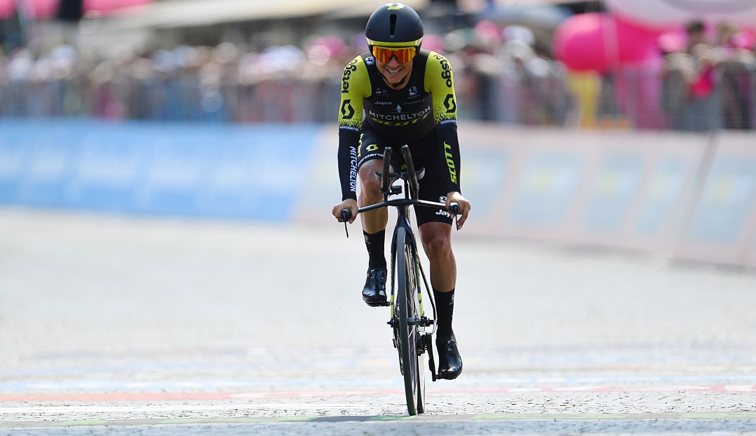 Esteban Chaves: “El recorrido de La Vuelta es bueno para ciclistas como yo”