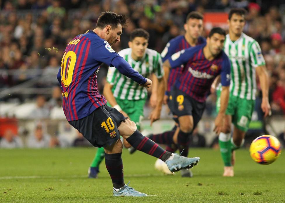 Lionel Messi entre los diez candidatos al trofeo Puskas al mejor gol