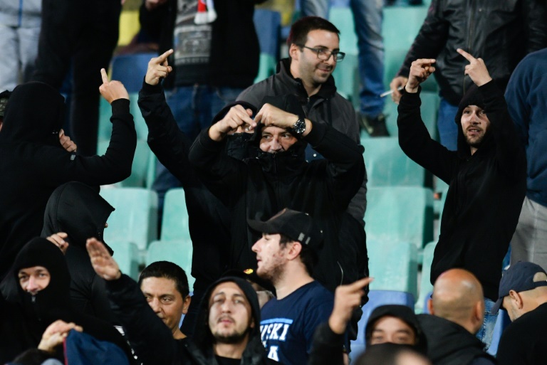 UEFA examinará el caso de gritos racistas en el partido Bulgaria-Inglaterra