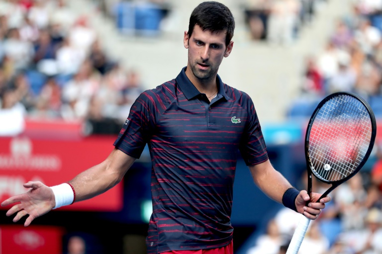 Novak Djokovic regresa con victoria en la primera ronda del Torneo de Tokio