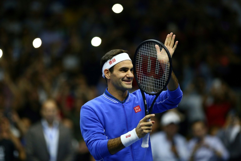 Roger Federer juega por primera vez en Chile en medio de crisis social