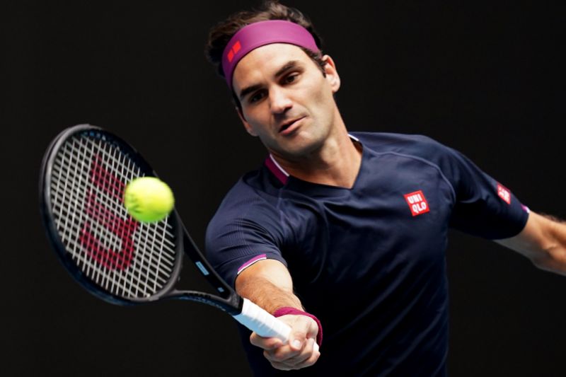 Federer avanza a la segunda ronda del Abierto de Australia tras barrer a Steve Johnson