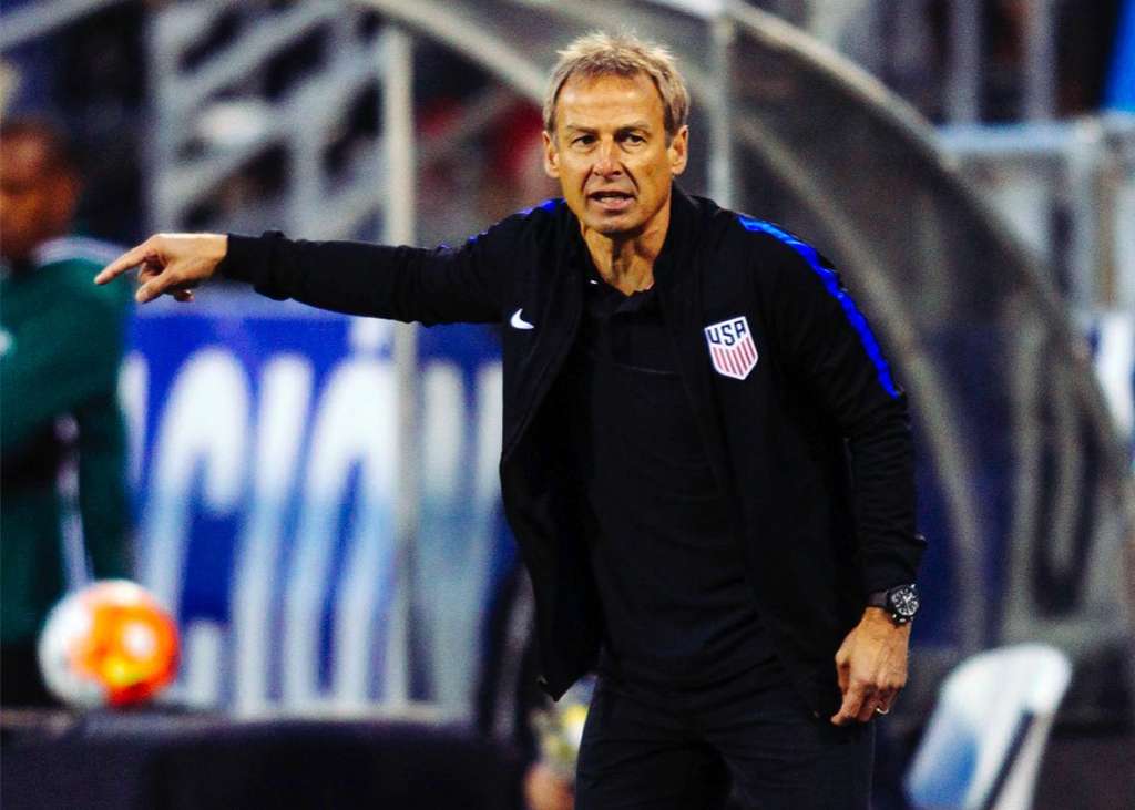 Jürgen Klinsmann renuncia a su cargo de entrenador del Hertha Berlín