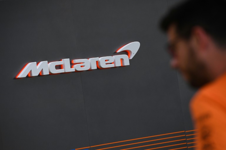 Miembros de McLaren estaban en cuarentena en Australia vuelven a casa