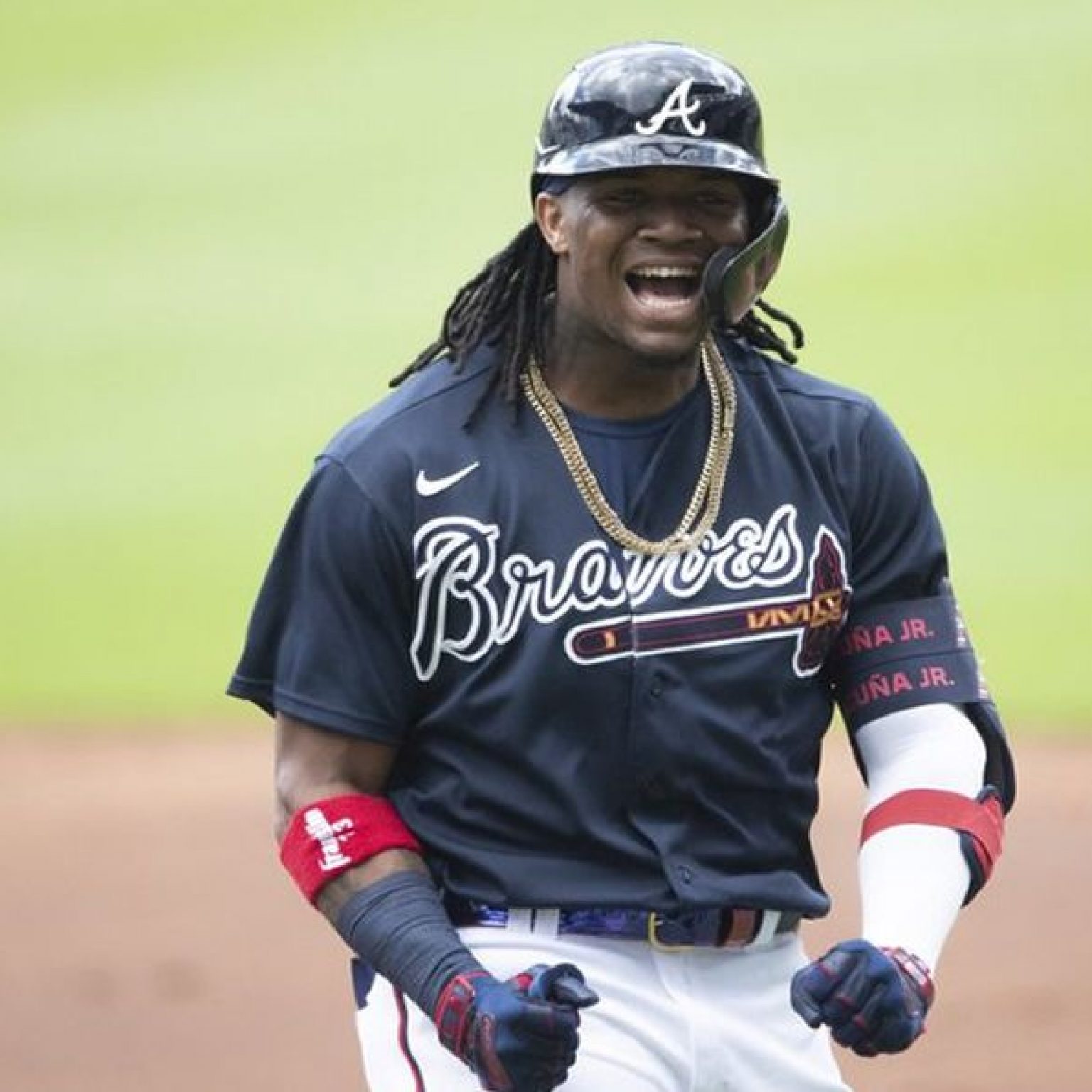 Ronald Acuña Jr. mejora de su lesión y podría jugar este viernes con