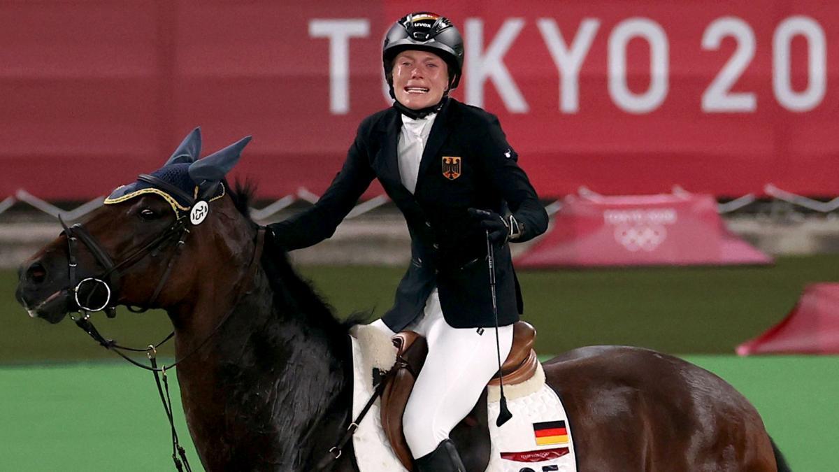 Entrenadora alemana Kim fue descalificada por golpear al caballo Saint Boy en Tokio 2020