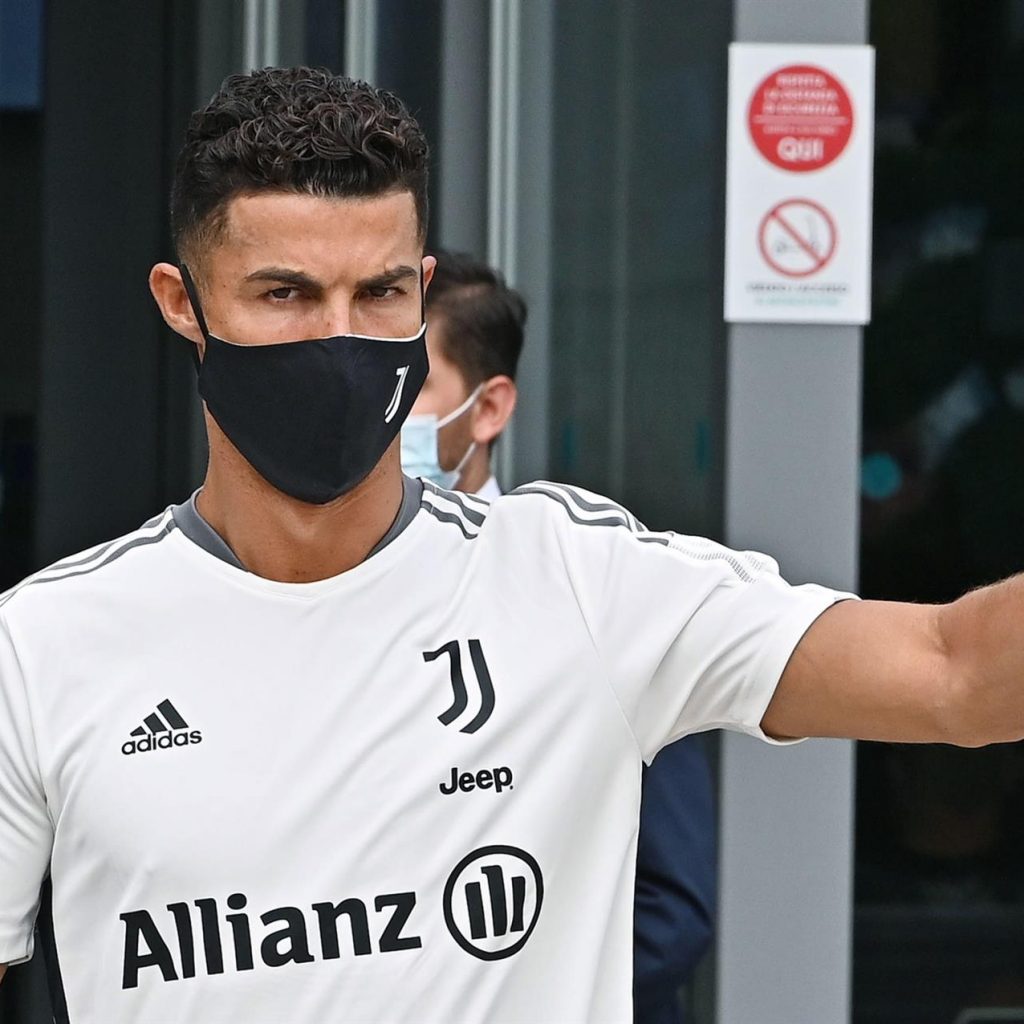 Cristiano, suplente en primer partido del Juventus