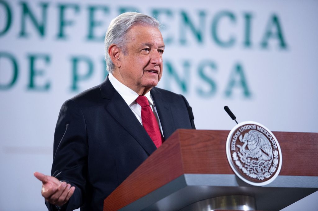 El presidente de México, Andrés Manuel López Obrador, pidió este martes no "culpar a los deportistas" por los resultados en los Juegos Olímpicos de Tokio 2020, en los que la representación de su país obtuvo cuatro medallas de bronce.