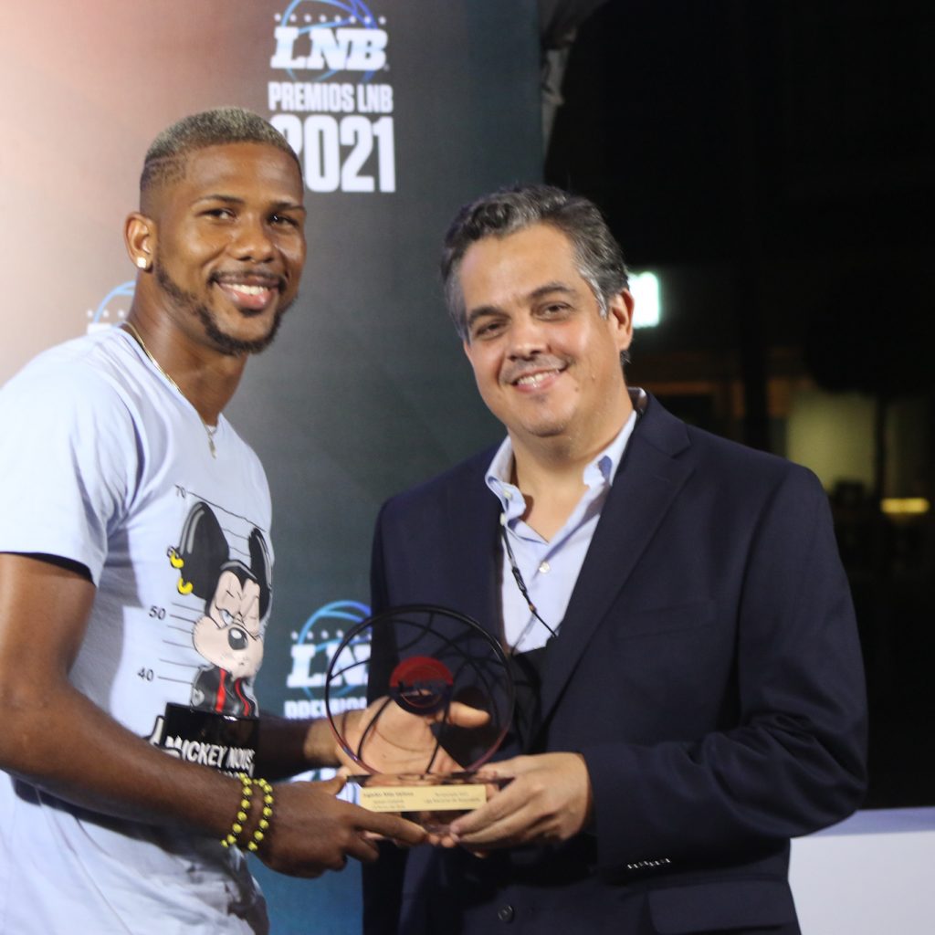Colomé gana premio Jugador Más Valioso y de Más Progreso en LNB