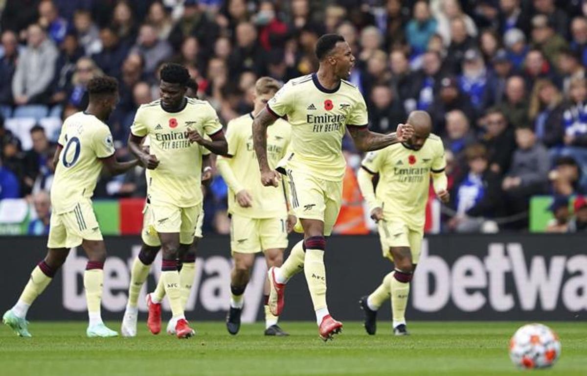 Arsenal vence a Leicester, extiende racha en la Premier
