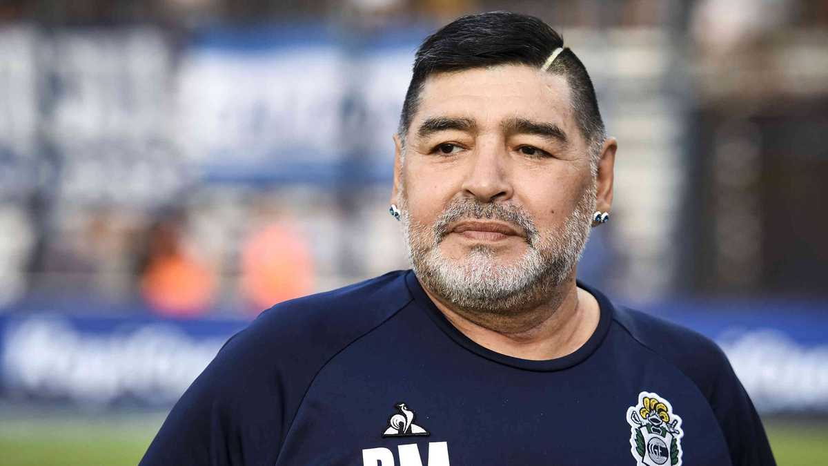 Imputados por muerte de Maradona se presentan ante la Justicia