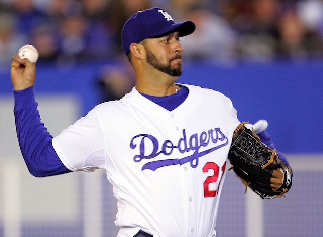 Ex-Dodgers Esteban Loaiza regresa a jugar béisbol tras haber estado en prisión