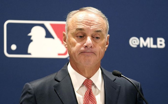 MLB: Sindicato y directivos reanudan negociaciones