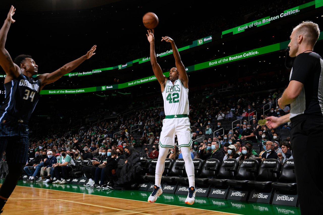 Celtics podrían cambiar al dominicano Al Horford