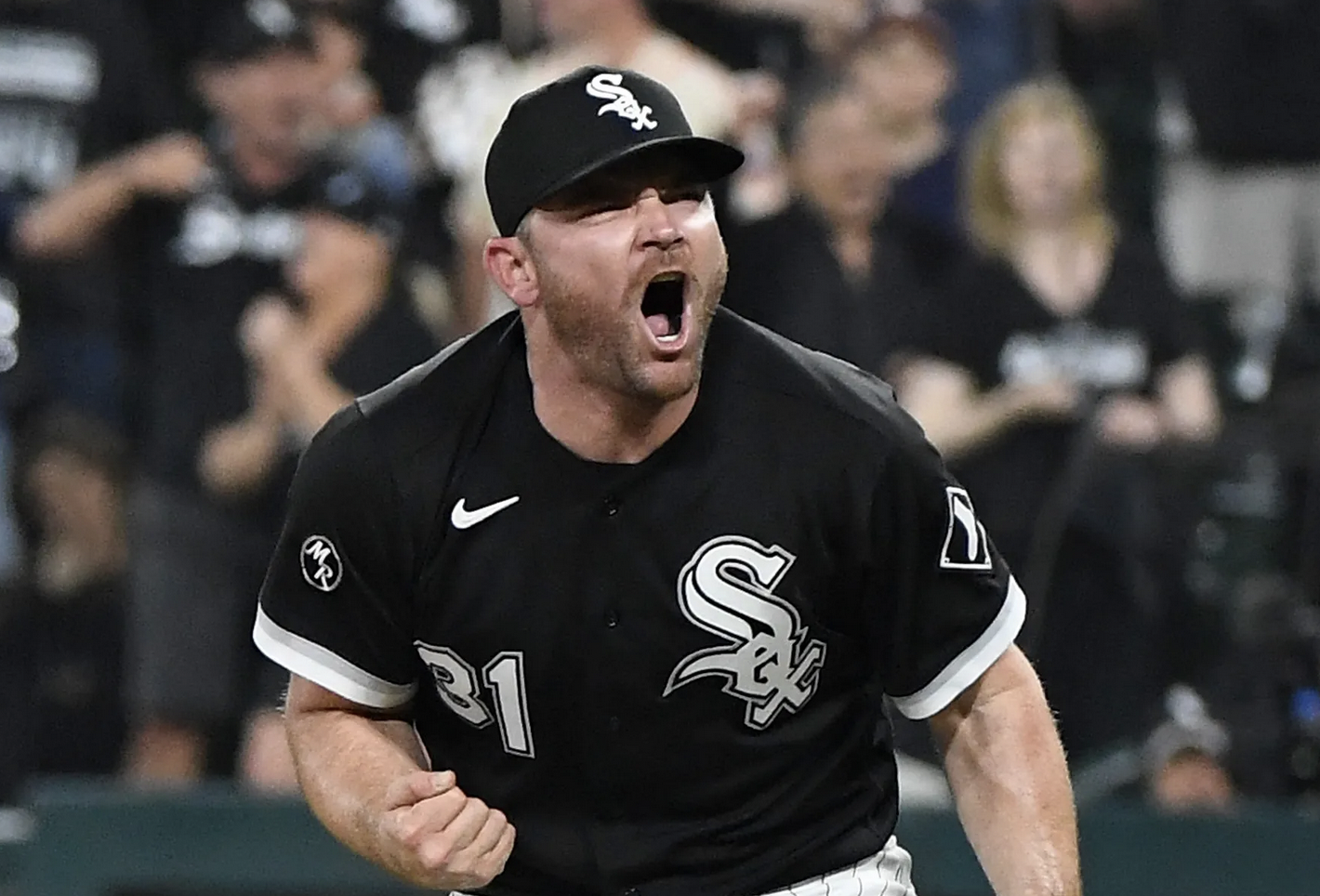Liam Hendricks cree que la MLB trata como “tontos” a los jugadores