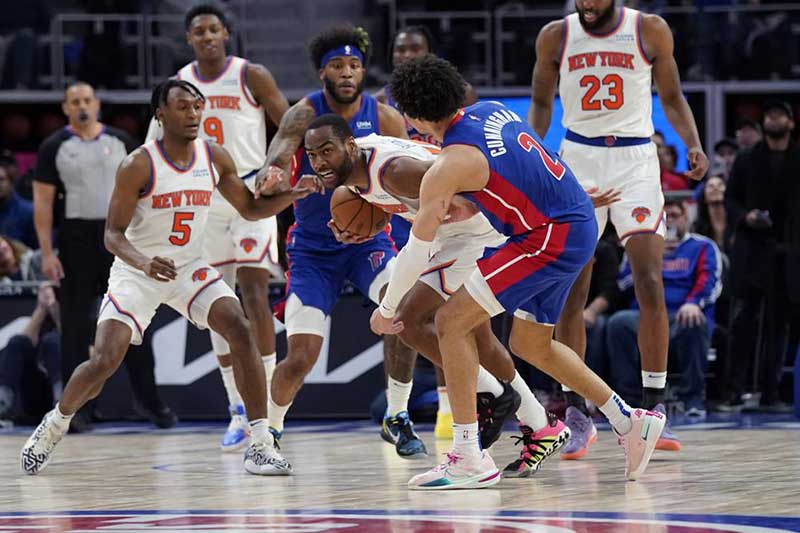 Alex Burks y RJ Barrett encabezan triunfo de Knicks sobre Pistons
