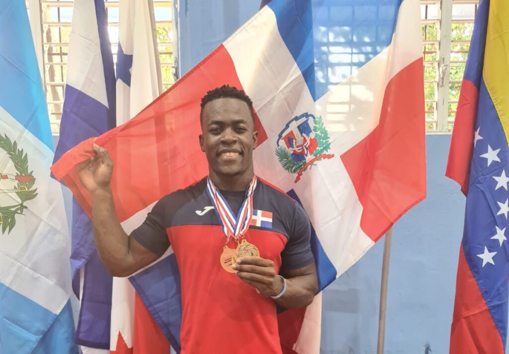 Zacarías Bonnat gana tres medallas de oro en clasificatorio de Juegos Centroamericanos