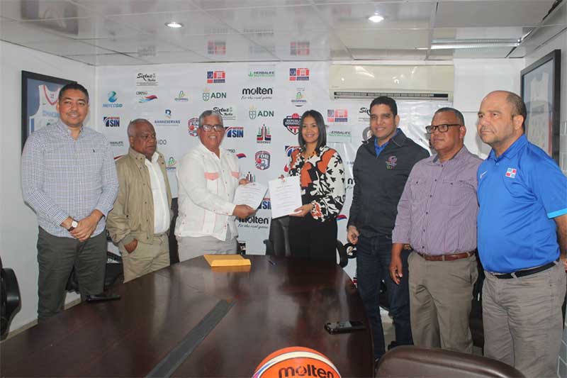 Asociación Basket de Bahoruco firma convenio para torneo superior 2022