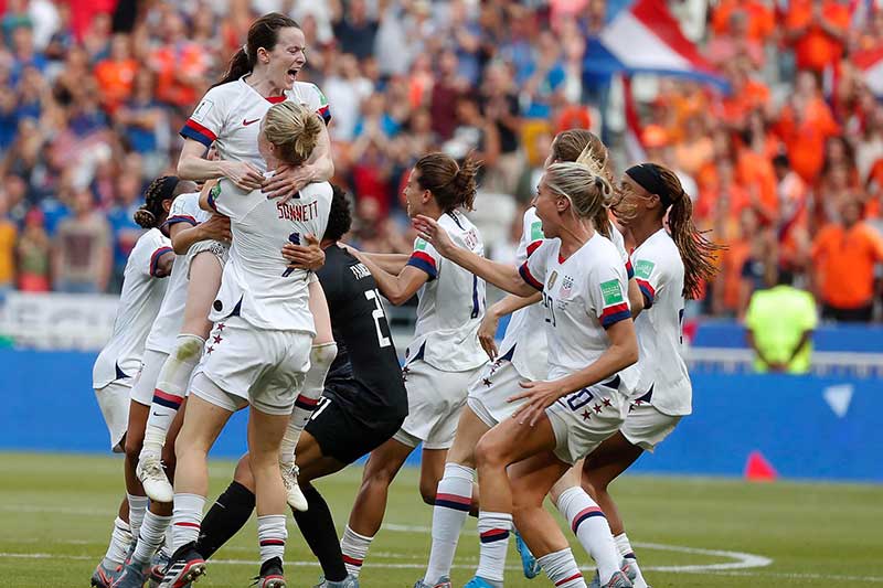 Selección femenina y masculina de fútbol EEUU acuerdan la igualdad salarial