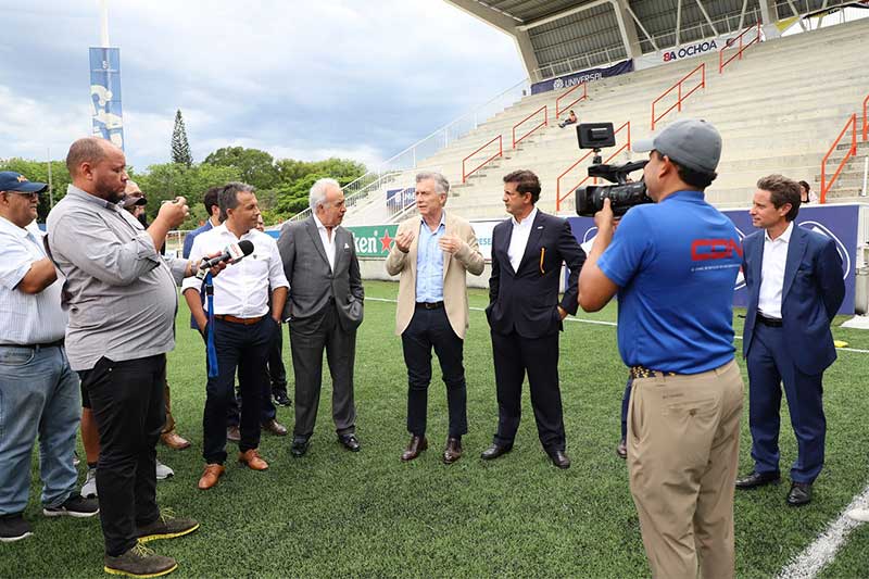 Cibao FC recibió la visita de Mauricio Macri expresidente de Argentina y Boca Juniors