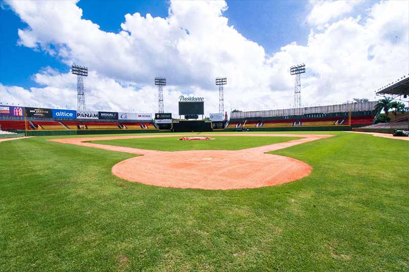 Estadio Cibao remozado para la próxima temporada de béisbol invernal