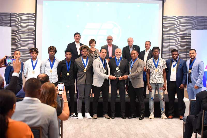 LDF celebró Gala de premiación de la temporada 2022