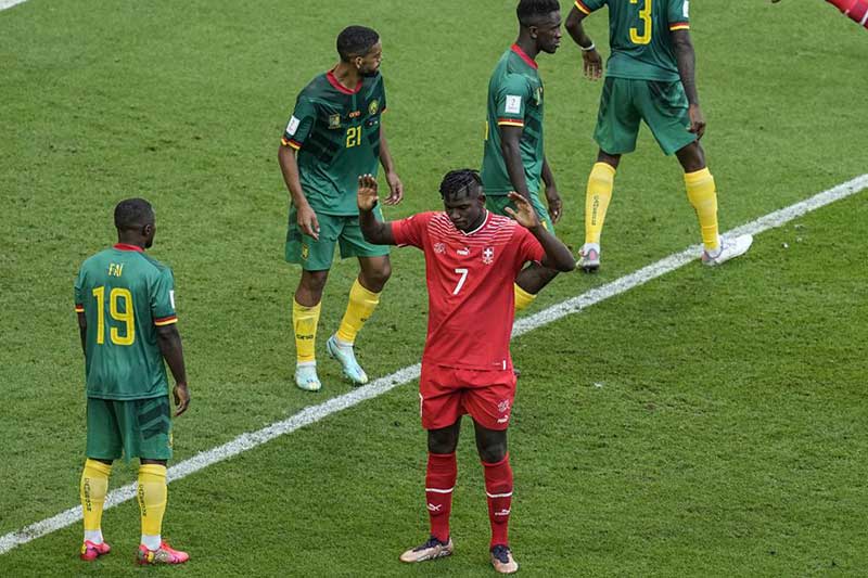 Suiza venció a Camerún con gol de Breel Embolo en el Mundial