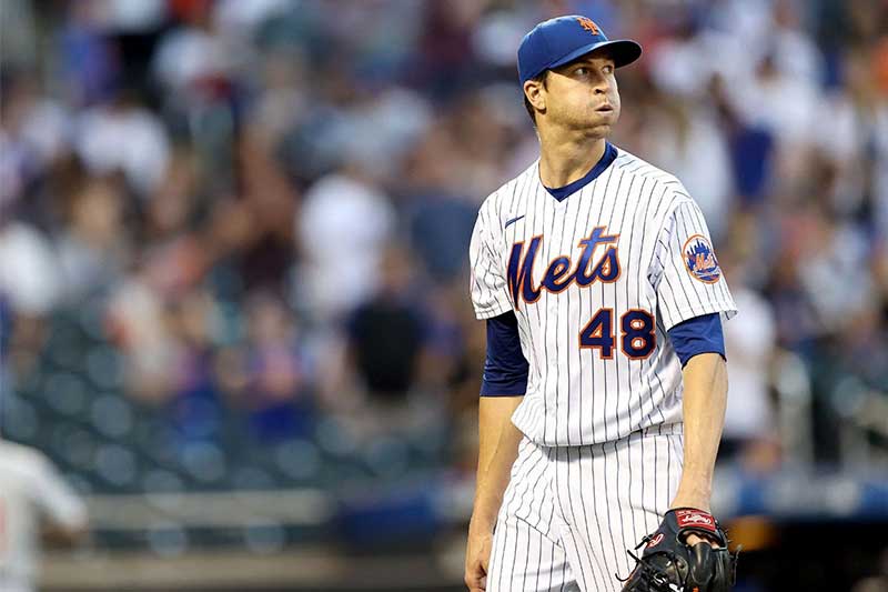 Jacob deGrom le confiesa a Mark Canha que quiere volver a los Mets