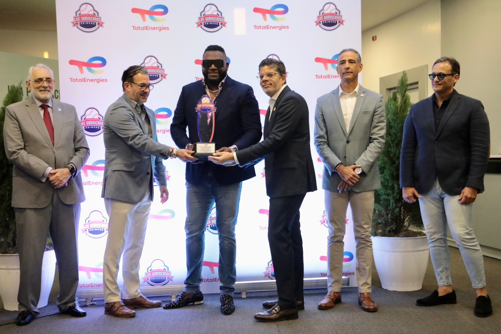Mauricio, Valdéz, Offerman y Núñez ganaron premiación Los Dominicanos Primero Cuqui Córdova por TotalEnergies