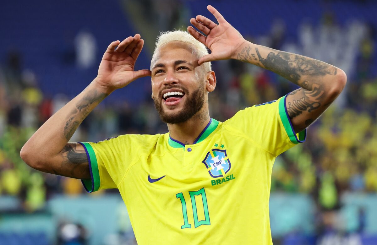 Neymar le pide a su padre que lo represente en el velatorio de Pelé