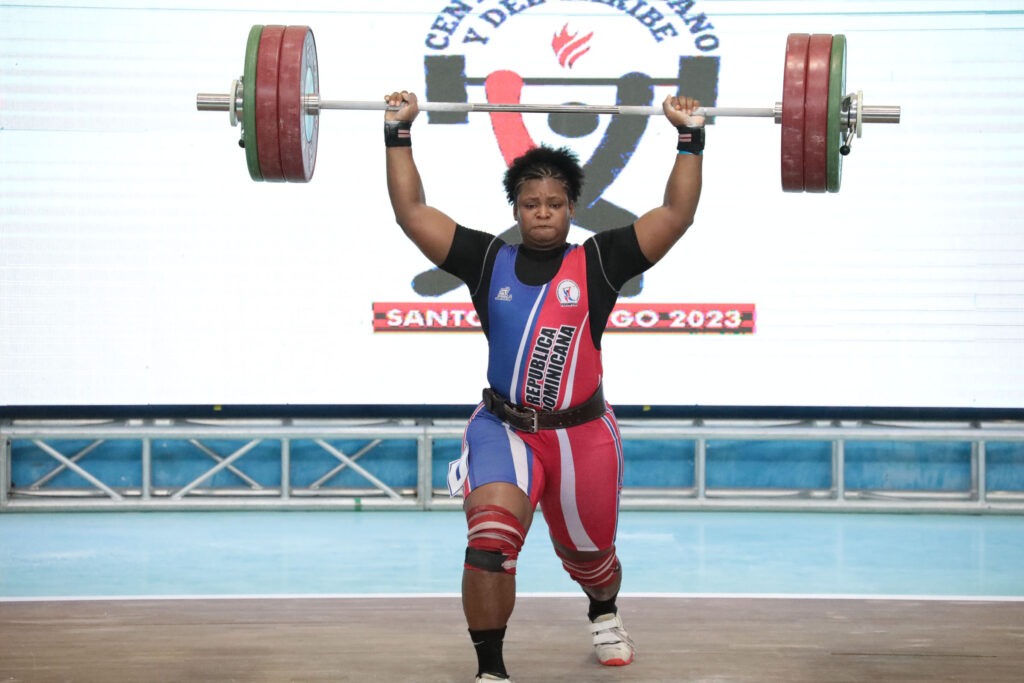 Crismery Santana impone su condición de medallista olímpica