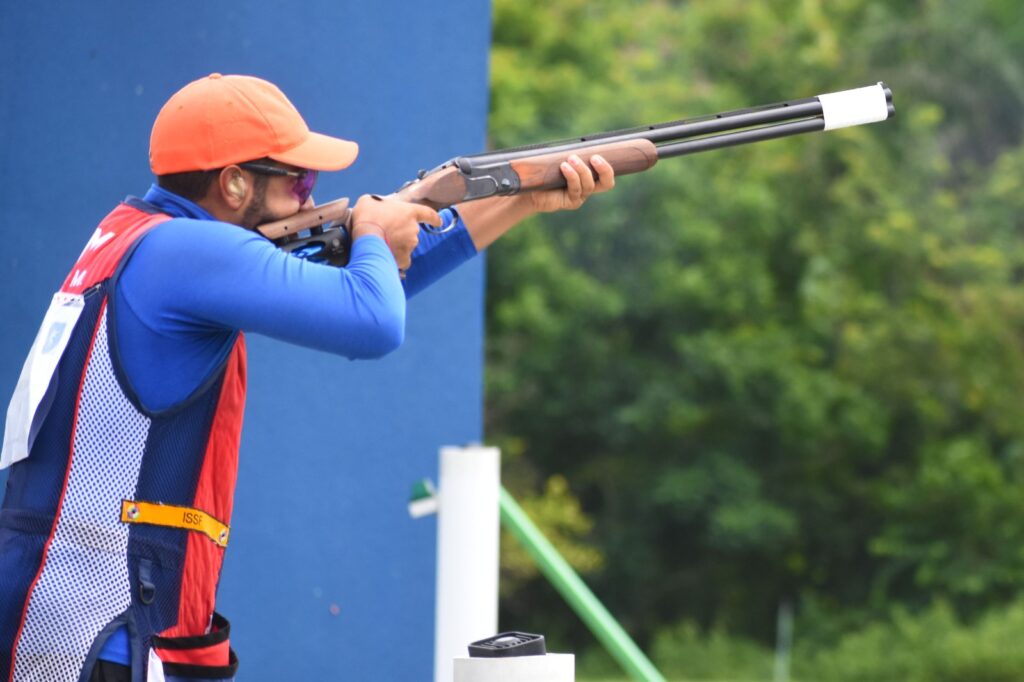 RD conquista plata en tiro de skeet masculino por equipos