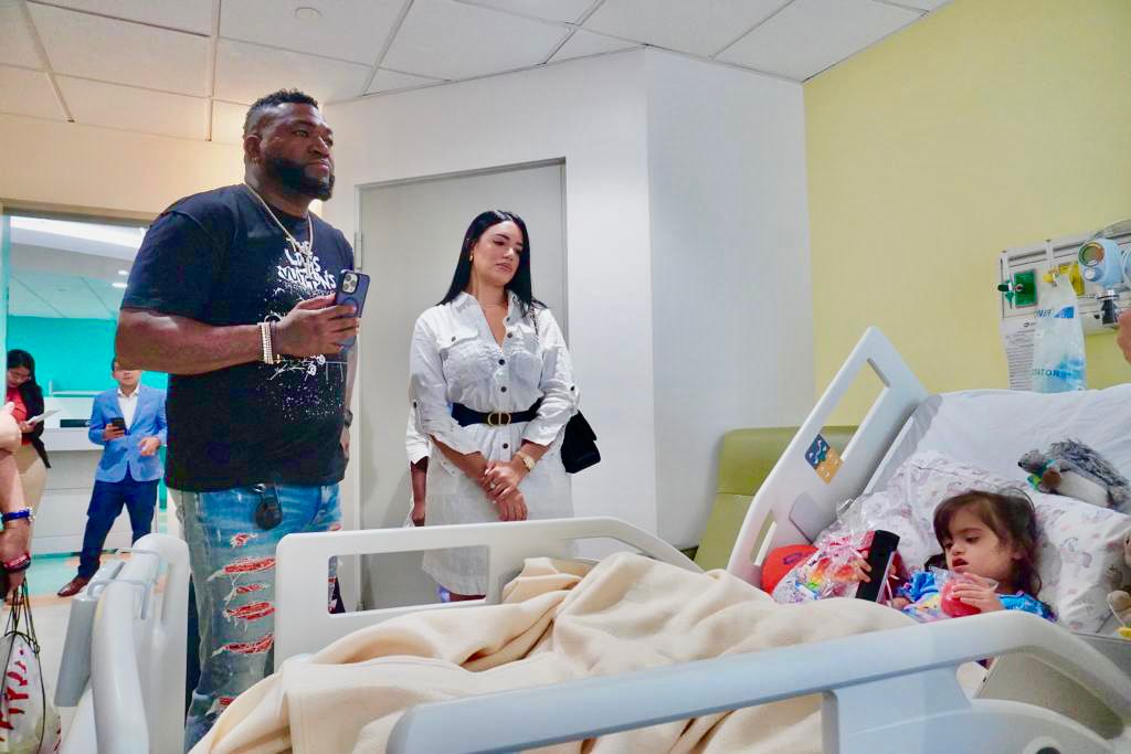 David Ortiz y Cedimat interviene 22 niños con enfermedades cardiacas