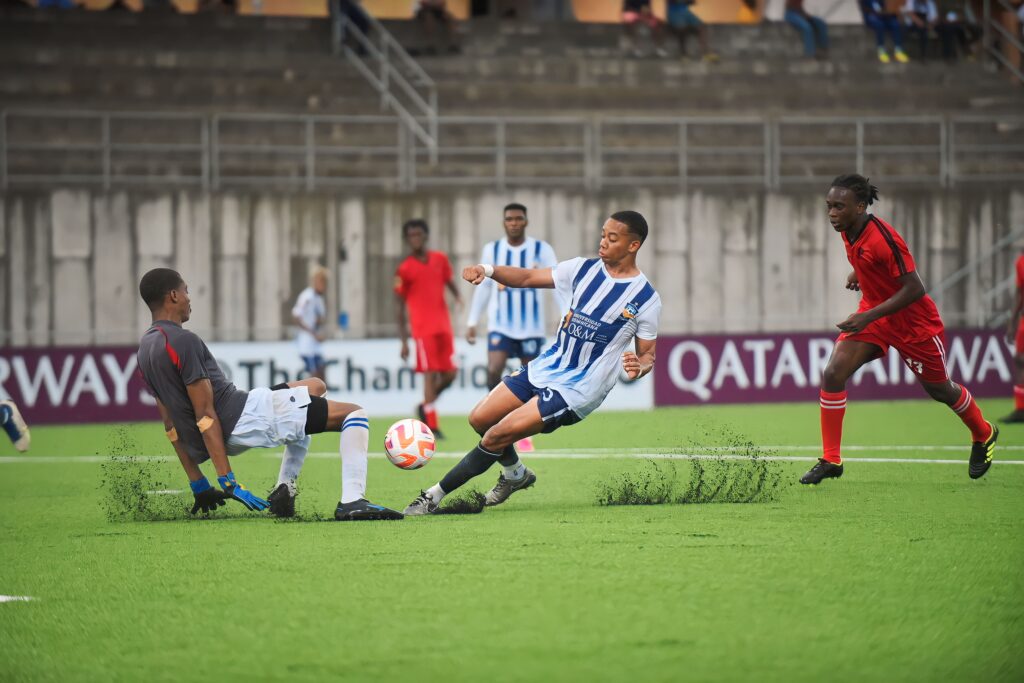 Daniel Jamesley encabeza goleada de O&M en la Concacaf Caribbean Club Shield